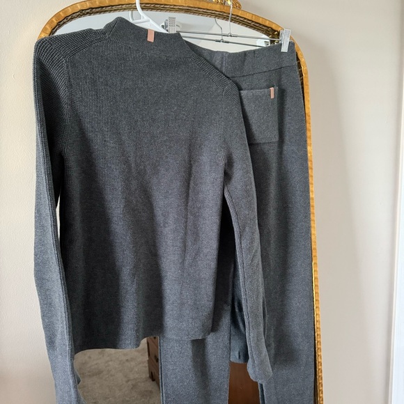 lunya Sweaters - Lunya Gray Women's Sweater Set